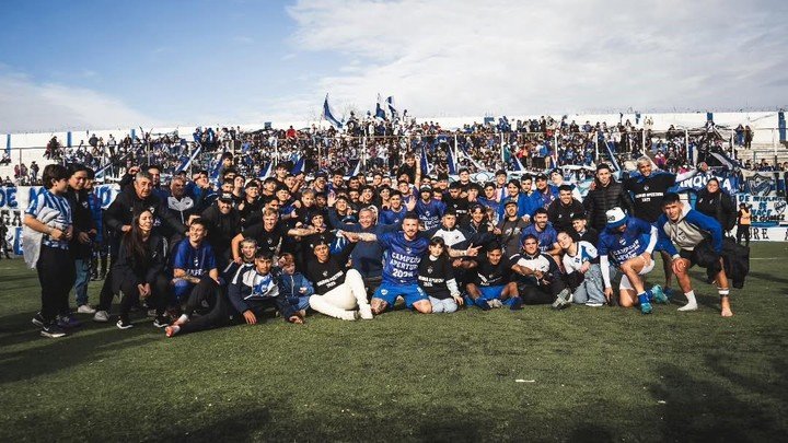 El Funebrero gritó campeón en el Apertura de la B. (foto Prensa FC Midland)