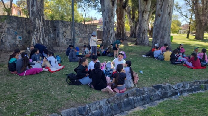 Estudiantes municipales visitan el Observatorio Bosque Alegre en Alta Gracia con el programa Línea E