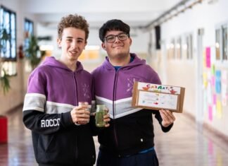 Jóvenes cordobeses convierten ideas en proyectos reales en la Feria de Emprendimientos