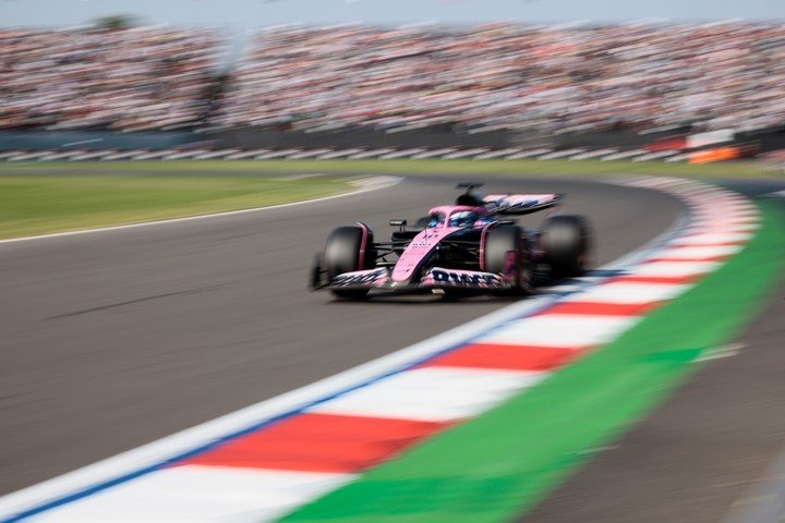 Gasly girando en el Autódromo Hermanos Rodríguez. (EFE/ José Méndez)