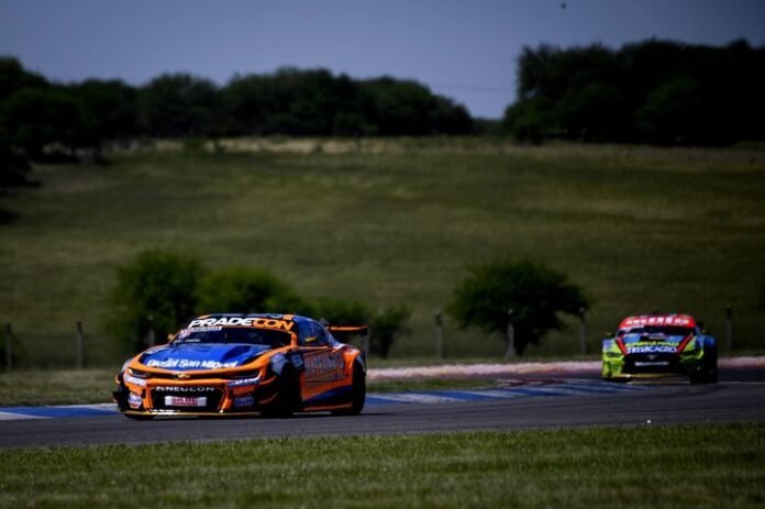 Christian Ledesma ganó la final del TC en Toay y la definición de la Copa de Oro se prolongó hasta la última fecha