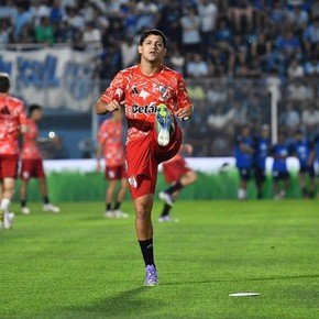 Quién es el juvenil sorpresa por el que apostó Gallardo contra Racing