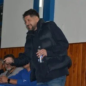 Fue campeón con Boca, jugó un Mundial con la Selección y es el presidente del Midland que subió al Nacional