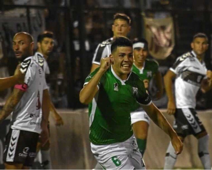 Canto tuvo dos etapas como jugador del Verde.