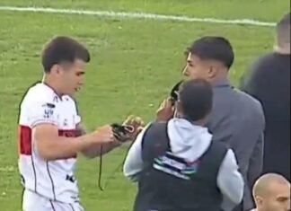 En medio del escándalo, un jugador de Morón agredió a un periodista