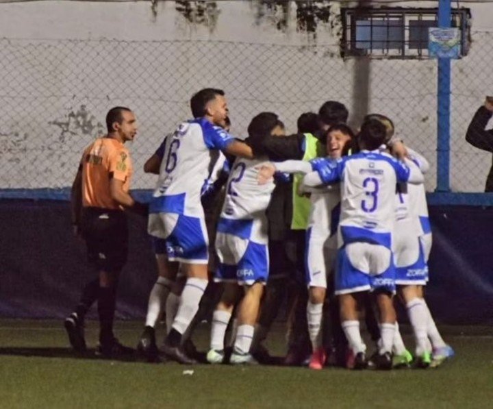 Midland juega la final en la Primera B (Foto: Midland una pasión)