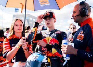 Valentín Perrone cumplió su objetivo y Marco Morelli cerró el año con un buen resultado en el Moto3 en Valencia