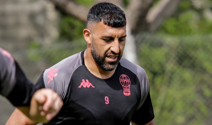 Wanchope Ábila tiene el visto bueno de todas las partes. (Foto: Sebastian Gueli / Prensa Huracán)