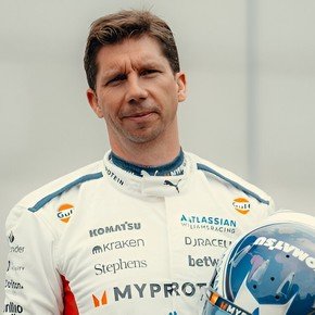 El Tío James, exjefe de Colapinto, corrió un McLaren en Abu Dhabi y probó su talento