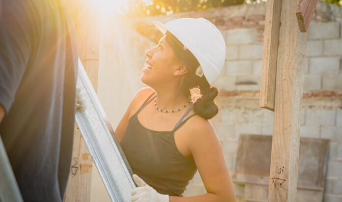 Ciudad Activa: jóvenes de barrio San Ignacio aprenden sobre construcción a través del proyecto Construyendo Futuro