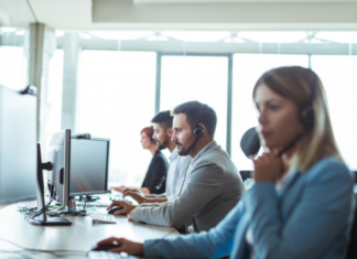 Empresas proyectan crecimiento, trabajadores eligen cautela: la brecha que marca el clima laboral