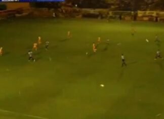 Primera Nacional: empezó casi dos horas más tarde, se jugó en penumbras y se suspendió por falta de luz