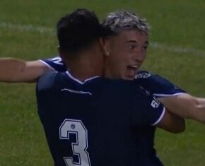 Chacarita fue goleado y se quedó sin entrenador