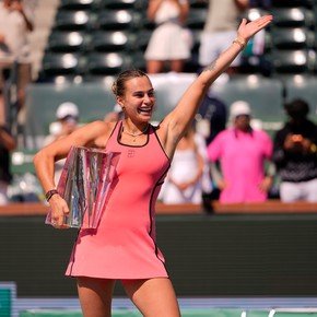 Sabalenka tuvo su revancha del Abierto de Australia: remontó un match point en contra y venció a Rybakina en la final de Indian Wells