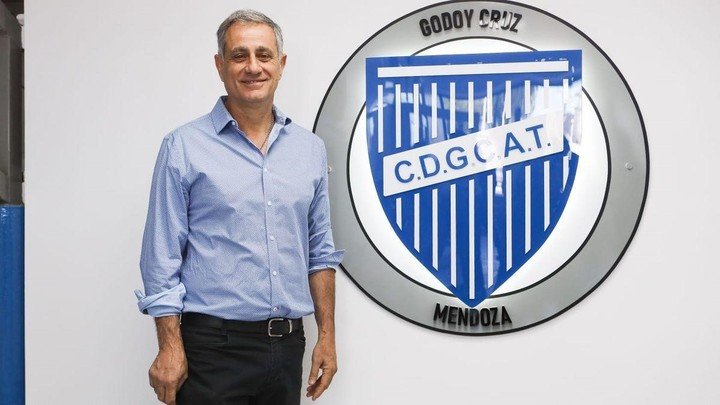 José Mansur, presidente de Godoy Cruz.