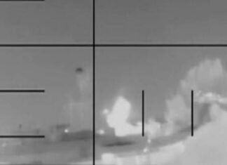 Submarino de EE.UU. hunde un buque de guerra iraní en el oceáno Índico; hay unos 180 desaparecidos