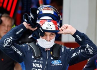 Video: el fuerte enojo de Verstappen con su auto durante la clasificación en Japón