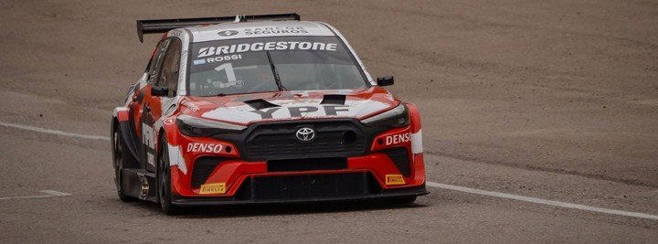 El Toyota de Matías Rossi, con el que logró su segunda pole al hilo en la temporada, esta vez en el Zonda.