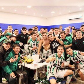 Nueva Chicago: vestuario dividido y un conflicto que escaló hasta las piñas
