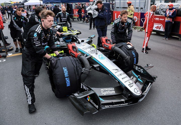 El Mercedes de Russell, perdedor.