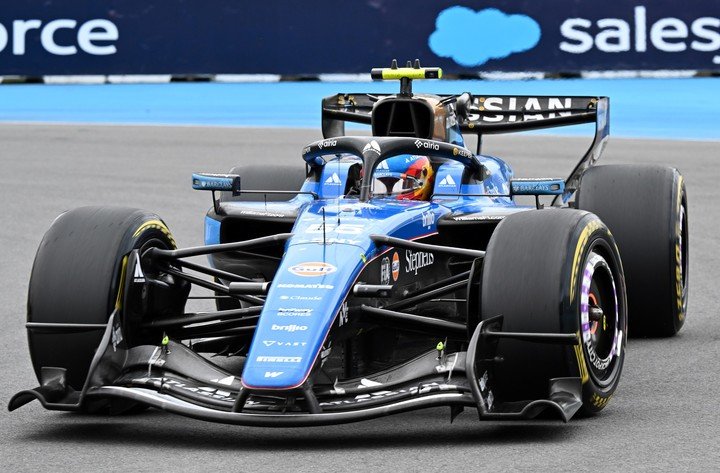 Carlos Sainz, en levantada con Williams.