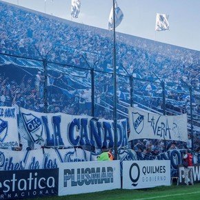 Mal momento en Quilmes: la hinchada habló con los jugadores en el entrenamiento 