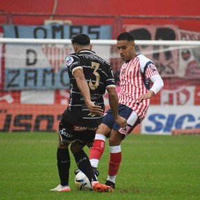 Los Andes sigue de racha pero no pudo alcanzar la cima