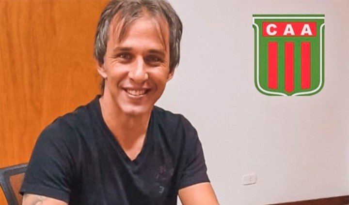 El Pato se va de Agropecuario.