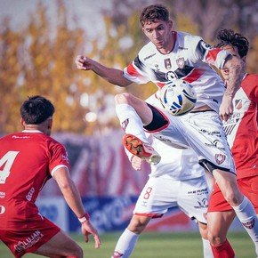 Chacarita se derrumbó en Mendoza: erró un penal, lo dio vuelta y terminó perdiendo