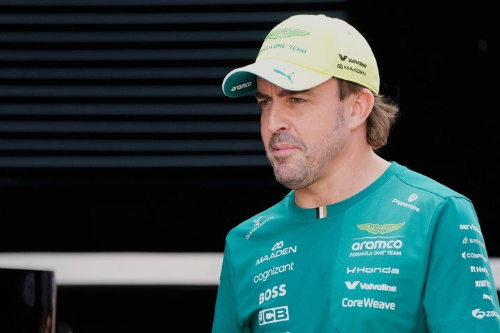 Alonso, bicampeón de F1, tendrá que capitalizar la mejora de Aston Martin. (AP)