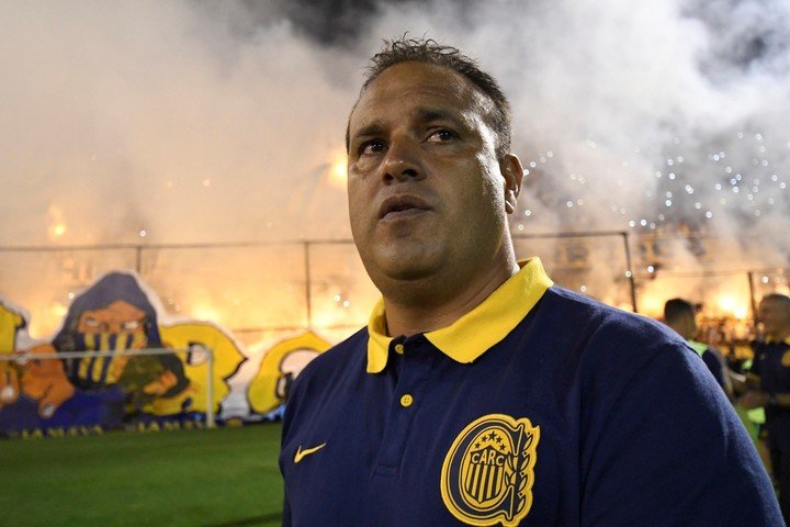 Leo Fernández en su paso por el Canalla.