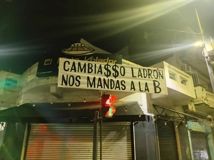 Cambiasso, el principal apuntado.