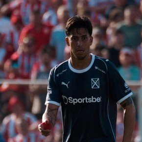 Meza, del mal recuerdo por el container a su primer gol tras volver a Independiente