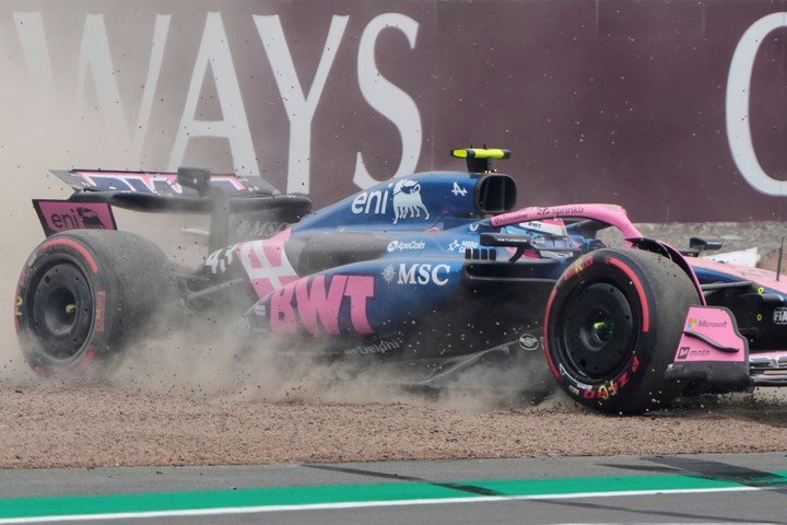 Colapinto y un finde semana difícil en Silverstone 2025. (AP)