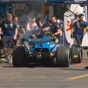 El Williams de Carlos Sainz sufrió un incendio en los frenos en Bakú