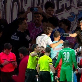 El VAR de celular de All Boys-Godoy Cruz no fue el primero: los casos más insólitos y escandalosos del fútbol mundial