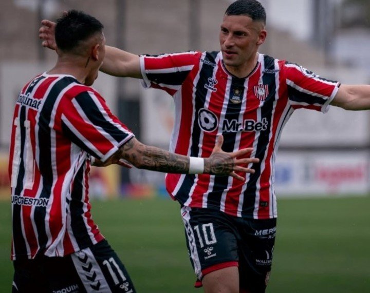 Chacarita se juega la permanencia en San Martín.
