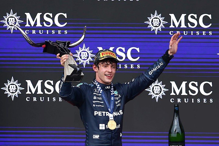 Kimi Antonelli ganó en Austin.