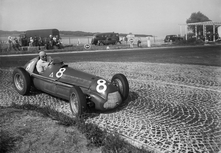 Fangio en acción. (AFP)