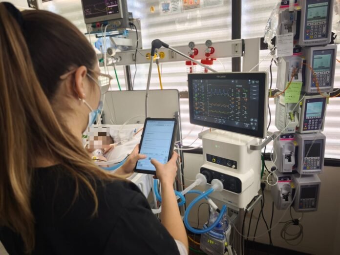 La Revista Americana de Medicina Respiratoria publicó una investigación del Hospital Infantil Municipal sobre ventilación mecánica pediátrica