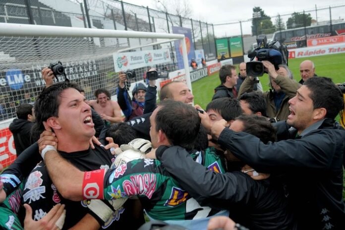 Monllor y una vida en Chicago: del penal en la Promoción a la crítica por el presente como hincha