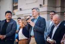 Passerini participó del aniversario del CPC Mercado y la panadería La Europea