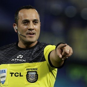 Espinoza rompió el silencio tras ser parado por "farmear aura": "Pedí dirigir en el ascenso" y "tengo mis diferencias con Beligoy" 