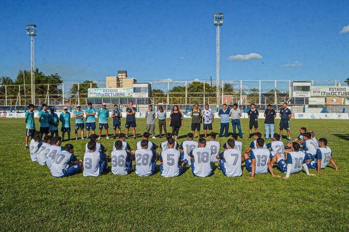 La charla de la presidenta Cardozo con el plantel.