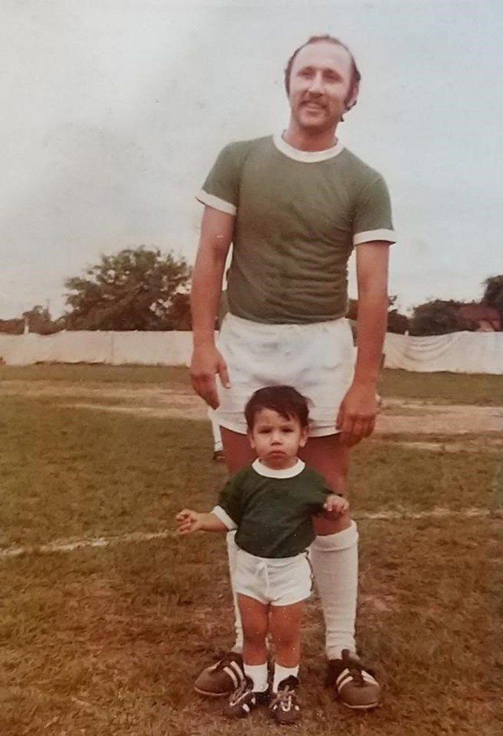 Gildo Insfrán en sus tiempos de jugador de Atlético Laguna Blanca.