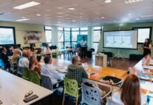 Más jóvenes, más territorio y más innovación: la hoja de ruta 2026–2028 de Junior Achievement Córdoba