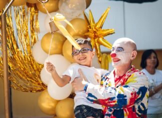 Niños y adolescentes celebraron el “Campanazo” tras finalizar sus tratamientos oncológicos en el Hospital Infantil