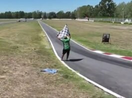 Al borde de la tragedia: un auto se despistó y casi atropelló a tres personas en el Mouras