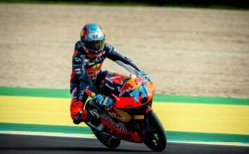 Los argentinos brillaron en Brasil: Perrone y Morelli largarán bien arriba en la carrera de Moto3