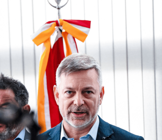 PRETTO ANUNCIÓ AHORROS POR $650 MILLONES EN EL CONCEJO